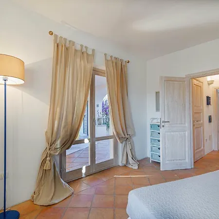 Le Rocce Villa Porto Rotondo