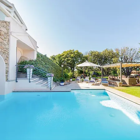 Le Rocce Villa Porto Rotondo
