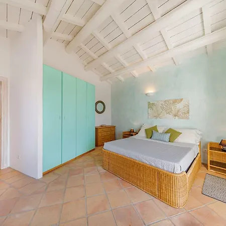 Le Rocce Villa *