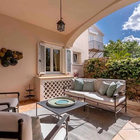 Le Rocce Villa *