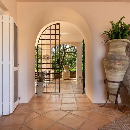 Le Rocce Villa Porto Rotondo