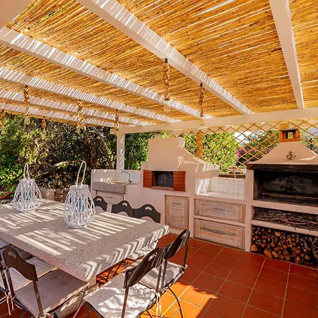 Villa Le Rocce